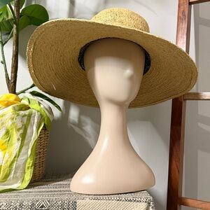 Wallaroo Hat Company Napa Natural Straw Wide Brim Sun Hat